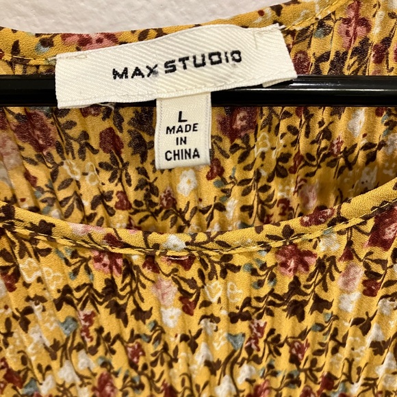 Max Studio Yellow and Brown Floral Blouse - Picture 3 of 6